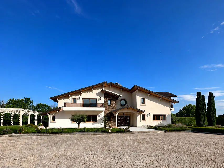 Villa aux façades rénovées et isolées par l'extérieur – isolation extérieure dans la région de Nyon